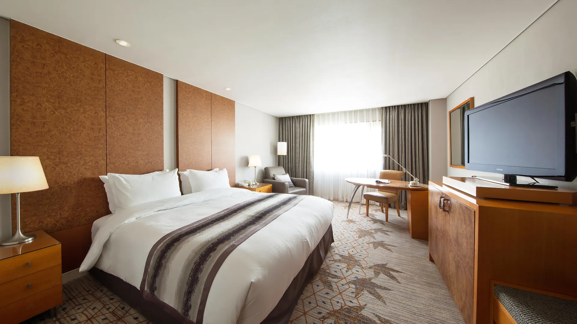 The Ambassador Seoul - A Pullman Hotel